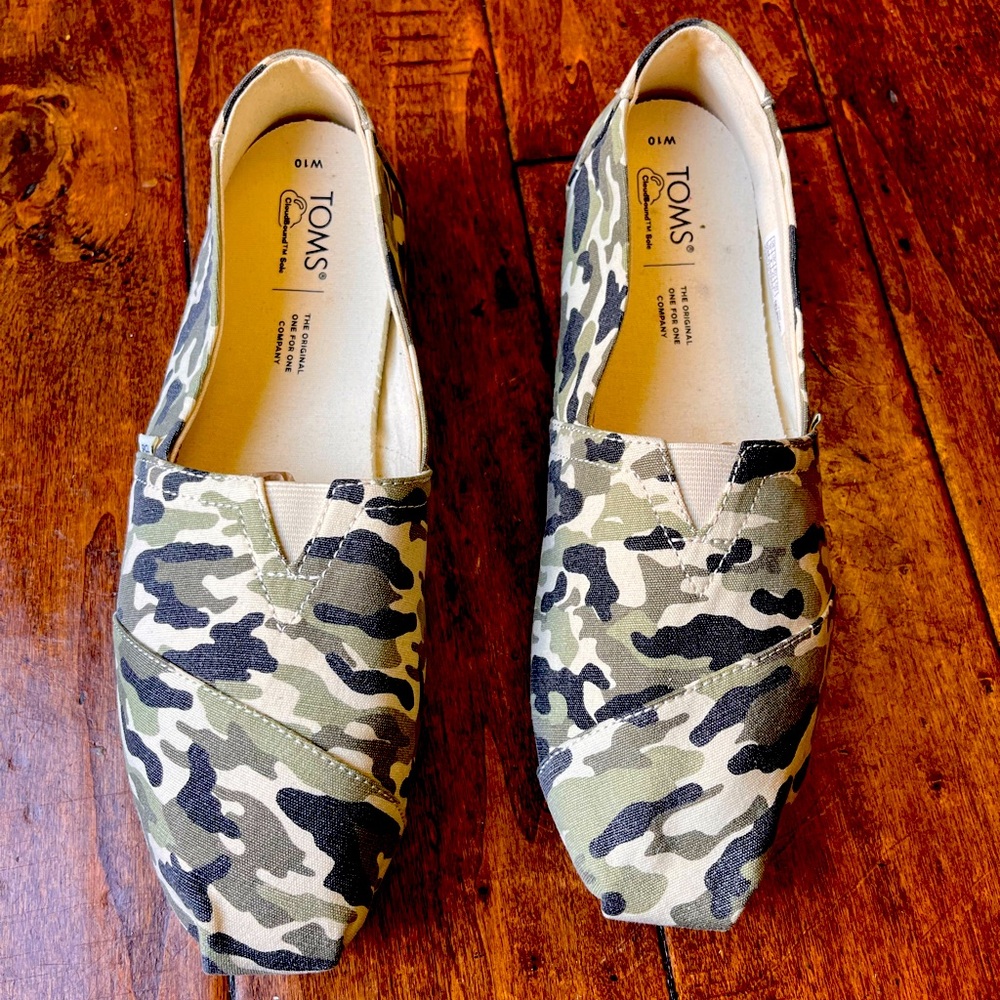 TOMS